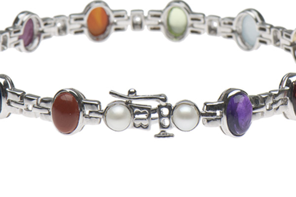 Close-up Photo of a Glimpse of Heaven Collection 7½" Sterling Silver Bracelet